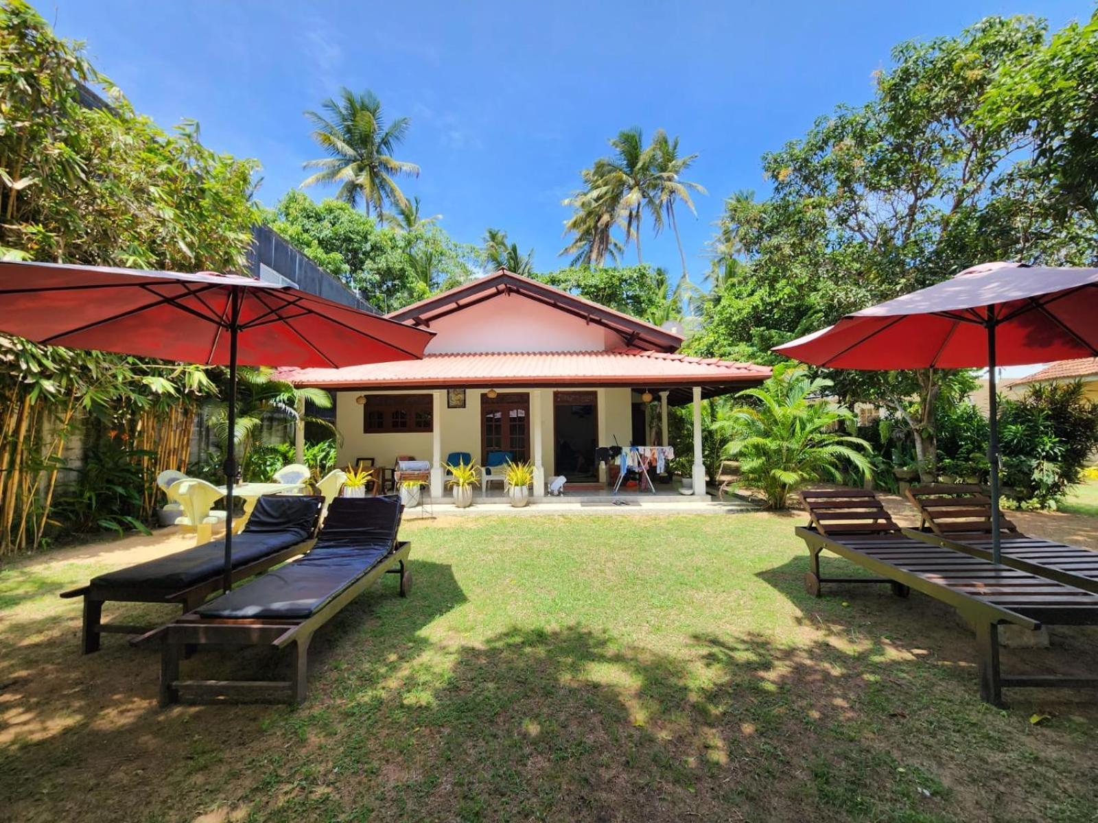 Mango Villa Хіккадува Екстер'єр фото