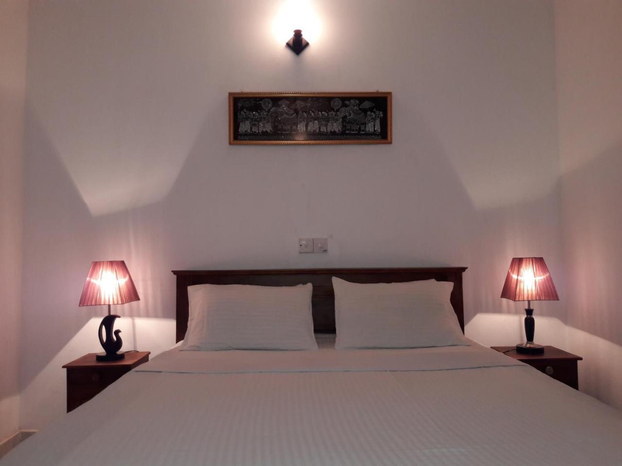 Mango Villa Хіккадува Екстер'єр фото